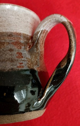Studio Art Pottery Artist Signed Mug/ Cup Speckled Stoneware 10 oz 4" Tall - Picture 7 of 13
