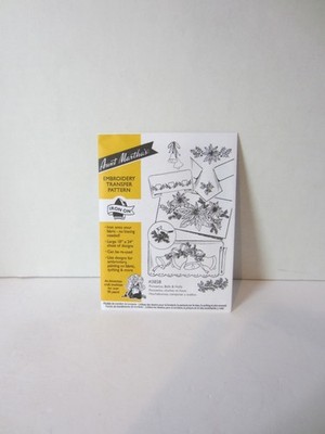 Vintage Aunt Martha's Embroidery Iron Transfer Pattern- #3858-Christmas-New(156A