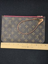Louis Vuitton Monogram Neverfull MM Pouch Pink Interior w/ Wristlet Strap