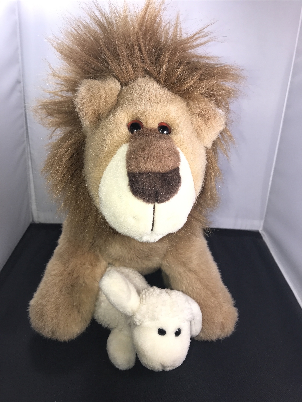 gund lion plush