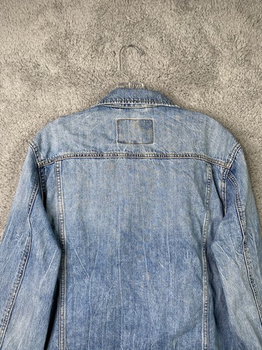 American Eagle Trucker Jacket Mens Medium Blue Button Up Denim - Picture 4 of 9