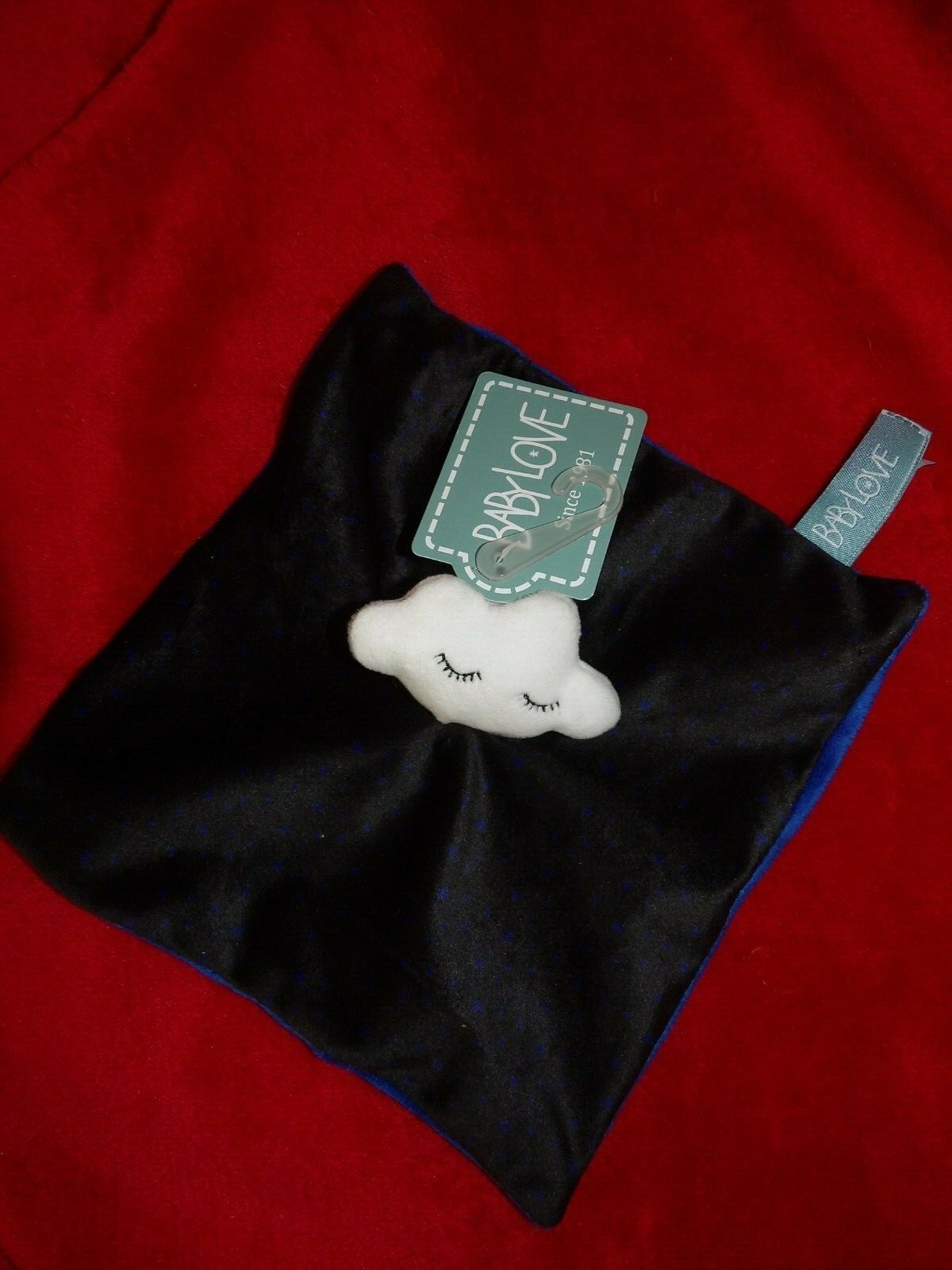 Doudou plat Babylove à motifs pour des nuits paisibles à la crèche