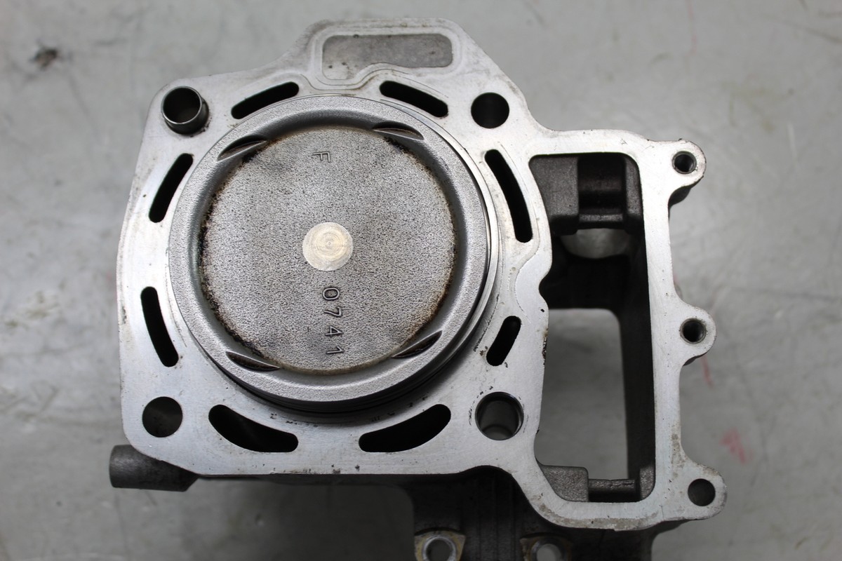 2016 KAWASAKI BRUTE FORCE 750 REAR ENGINE CYLINDER PISTON BLOCK
