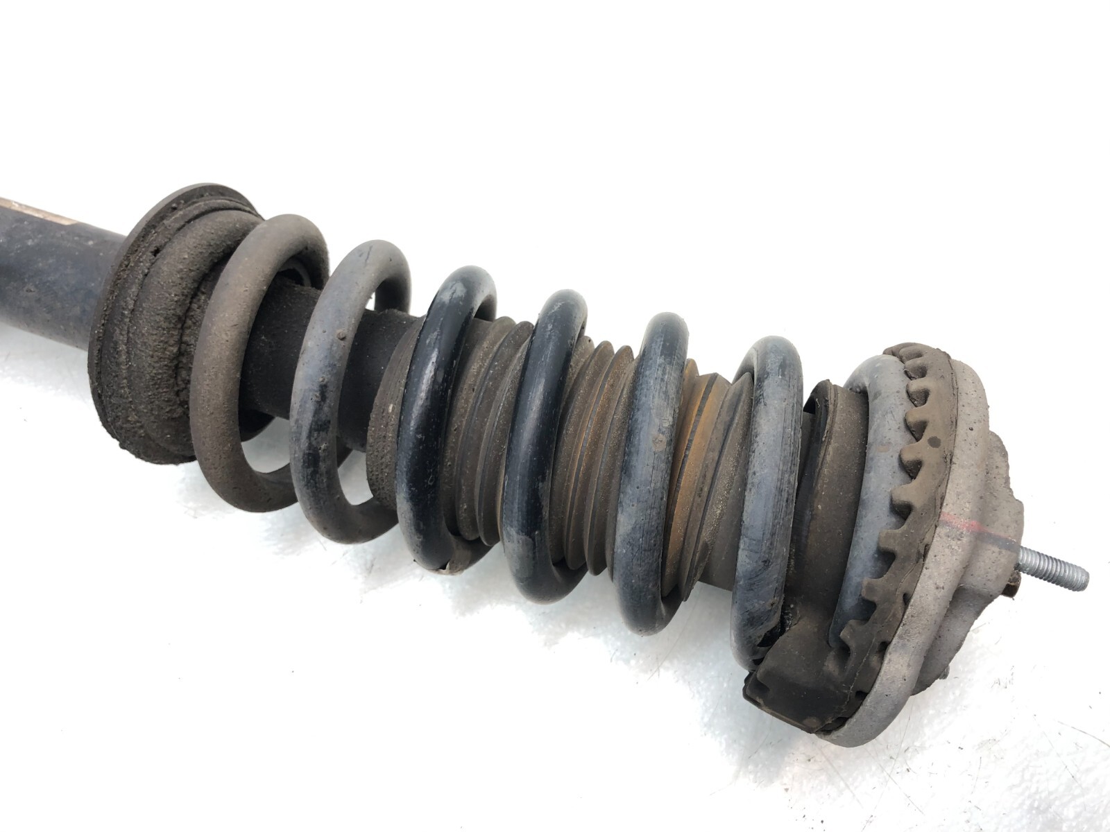 2014-2022 MASERATI GHIBLI AWD LEFT DRIVER FRONT SHOCK ABSORBER STRUT OEM.