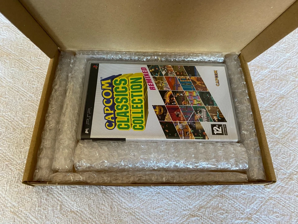 Capcom Classics Collection Remixed Sony PSP - UK PAL VGC CIB - Tracked - Image 3 of 4
