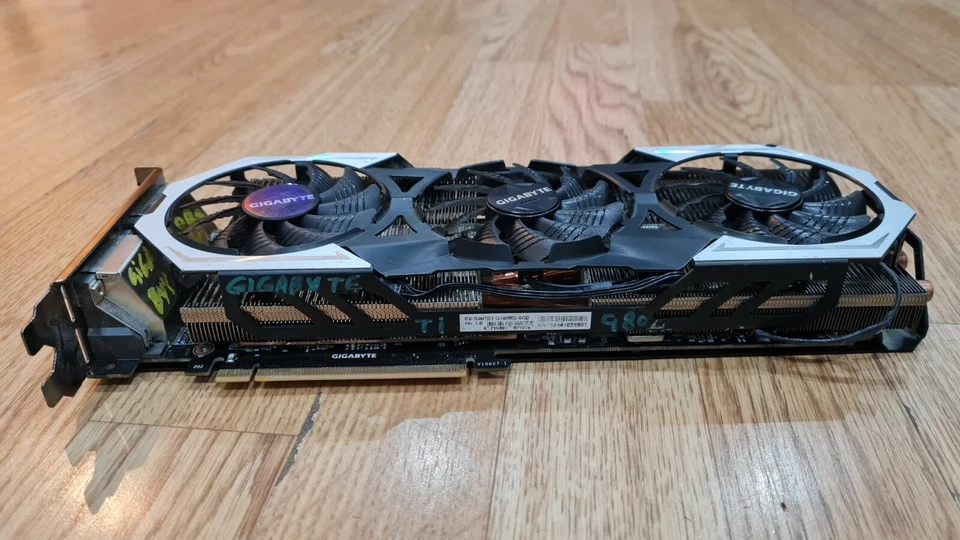 Boxed & Fast Gigabyte NVIDIA GeForce GTX 980 Ti 6GB GPU Graphics Video Game Card - Image 4 of 4