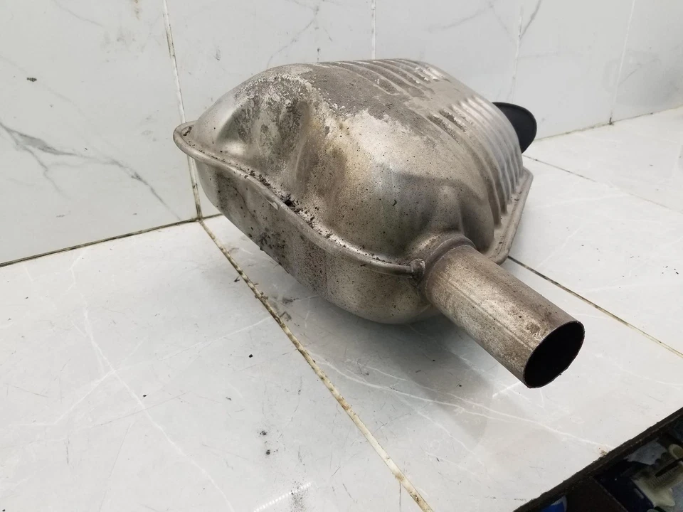 Silenciador de passageiro direito HYUNDAI EQUUS 2011 #007737 - Imagem 3 de 4