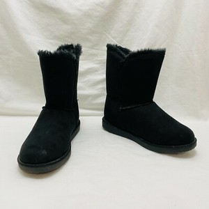 airwalk fuzzy boots