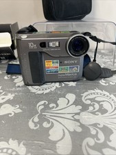 Sony Mavica MVC-FD73 Digital Camera 10x Optical Zoom 3.5" Screen Gray Untested