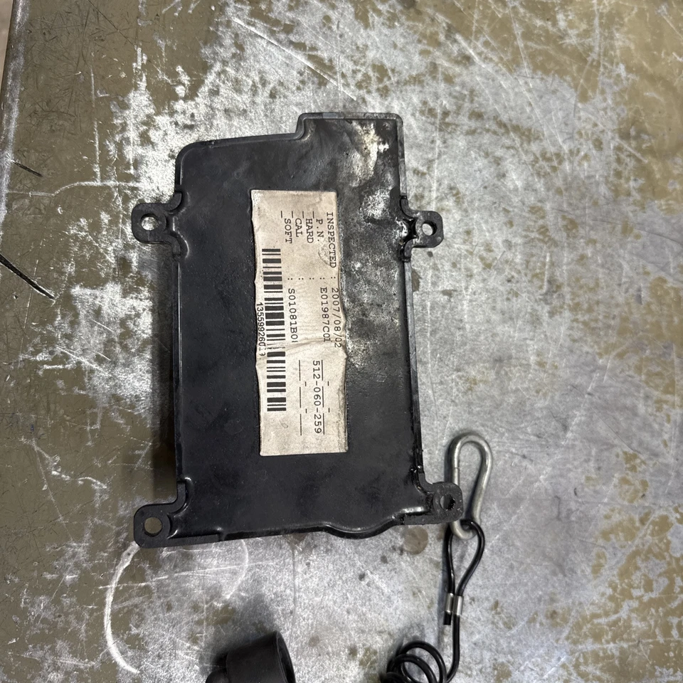 2008 08 Ski Doo CDI MPEM montaje # 512060259 MXZ Renegade 800R Foto 3 de 4