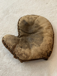 VINTAGE REACH BASEBALL GLOVE WHITE LEATHER 1915 TO 1920s