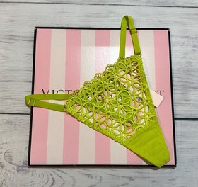 Victoria's Secret Geo Daisy Lace Unlined Low-Cut Demi Bra Thong Set Limelight