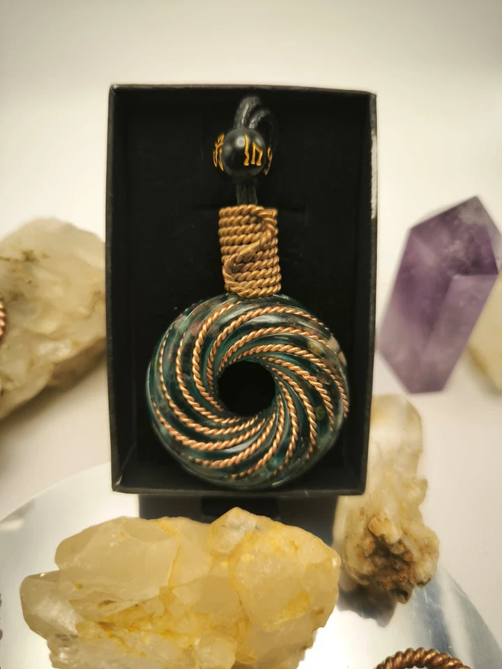 🌟 Colgante Toro Artesanal • Cobre 333Hz • Energía Curativa • Protección EMF Foto 4 de 4