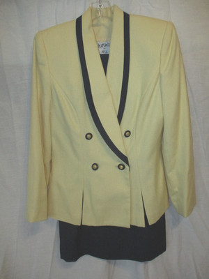 Vintage Kasper For A.S.L.   2 Piece  Woman's Pale Yellow/Black  Suit  Size 8