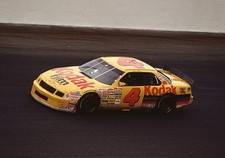 Ernie Irvan came from 4th place last lap to out scramble heavily l- Old Photo