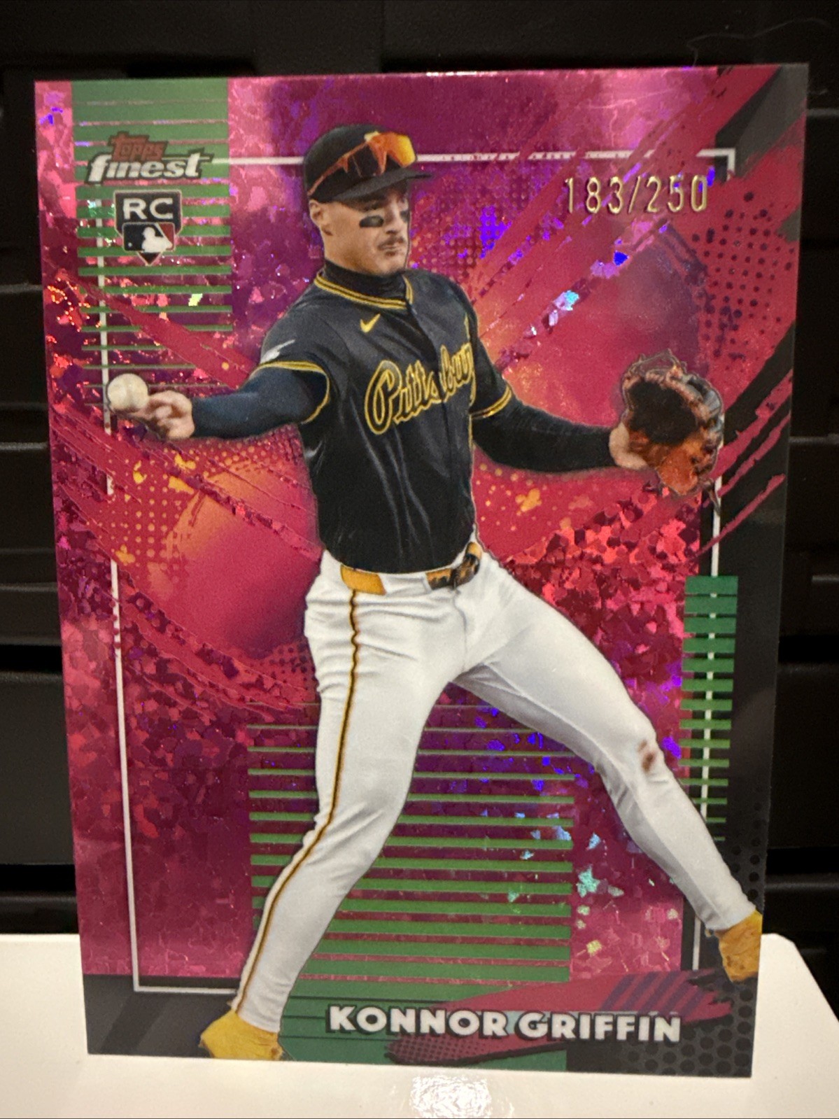 2026 Topps Finest Konnor Griffin #268 Rare Pink Mini-Diamond Refractor /250 RC