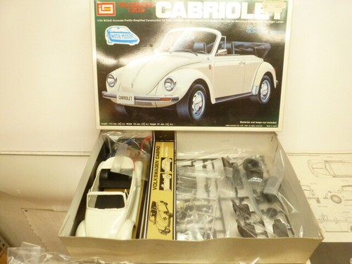 IMAI B-882 VW VOLKSWAGEN BEETLE 1303 CABRIOLET - WHITE 1:24 - UNBUILT IN BOX - Imagen 7 de 10