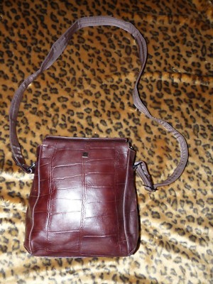 AIGNER Schultertasche braun Kroko-Prägung NEU!