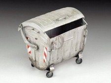 Royal Model 1/35 Garbage Mobile Waste Container Dumpster Skip (with Decals) 708