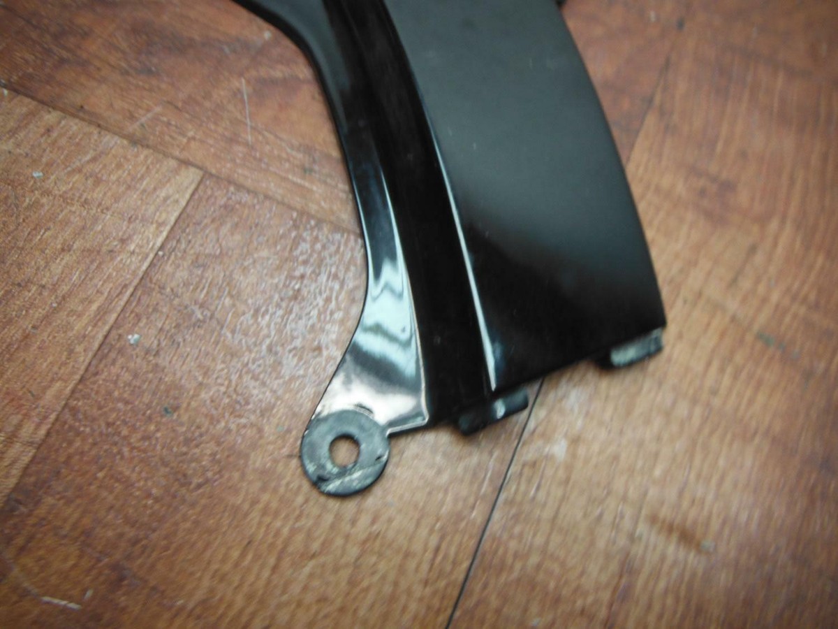1994 kawasaki ninja zx11 CENTER REAR BACK TAIL FAIRING COWL
