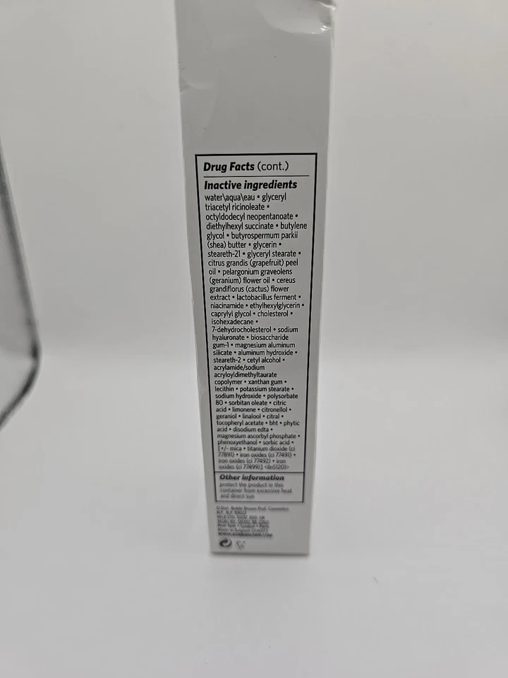 Bobbi Brown Tinted Moisturizer Vitamin Enriched Skin SPF 15 DEEP 1 - Image 3 of 4