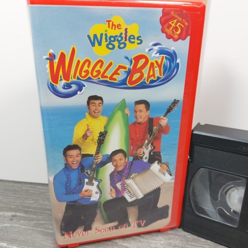 The Wiggles Wiggle Bay Never Seen on TV VHS 2003 Tested - Picture 2 of 8