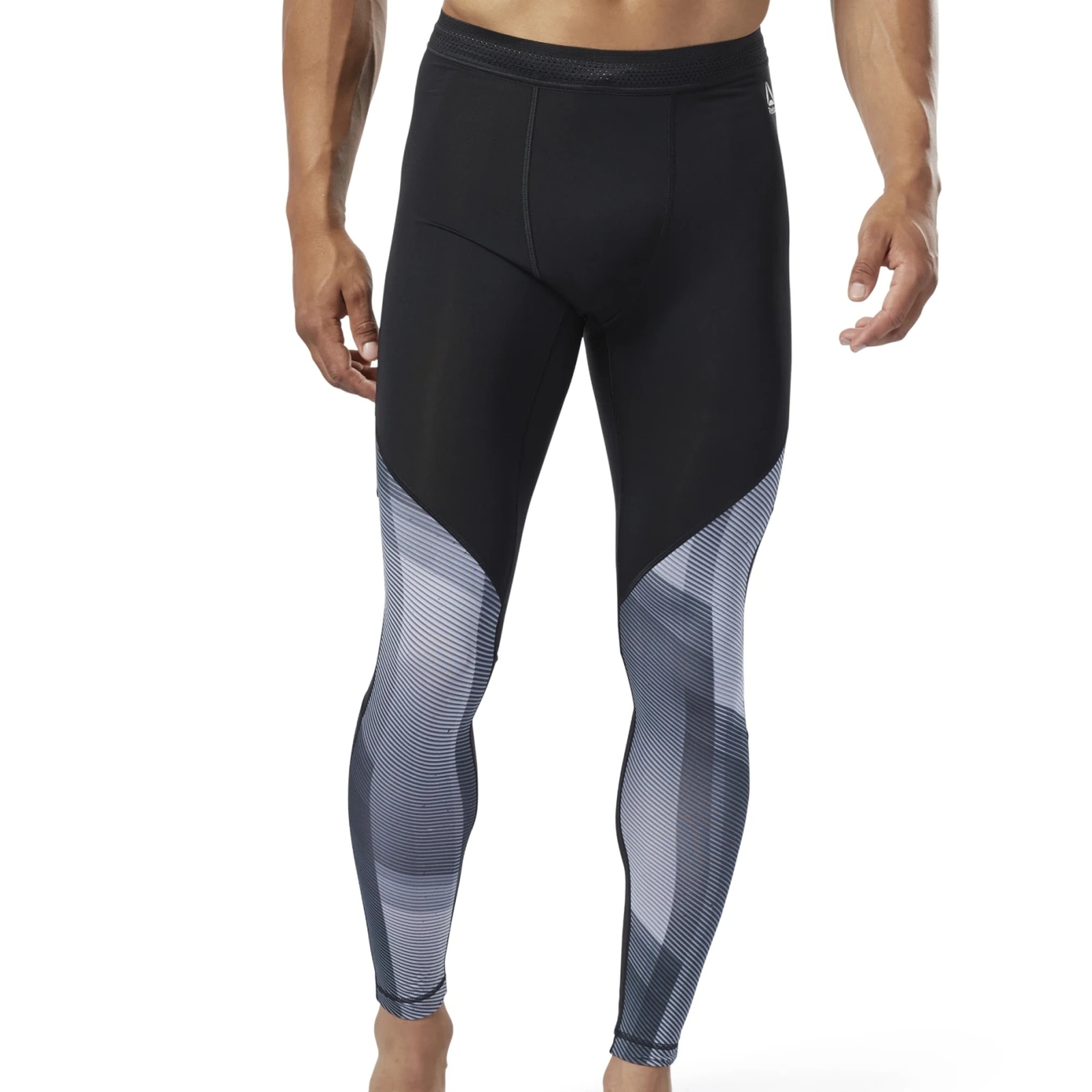 DY8028 Мужские компрессионные тайтсы Reebok One Series 7690₽