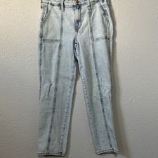 Universal Thread Women's High Rise Slim Straight Jeans 6/28r Retro Light Wash
