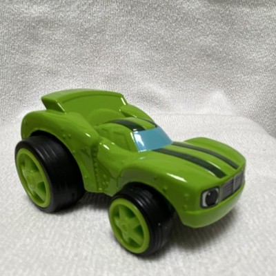 Blaze and the Monster Machines Pickle Race Car