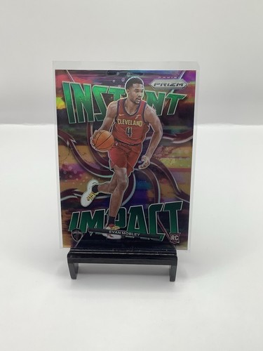 Evan Mobley [Green Prizm] #10 2021 Panini Prizm Instant Impact card