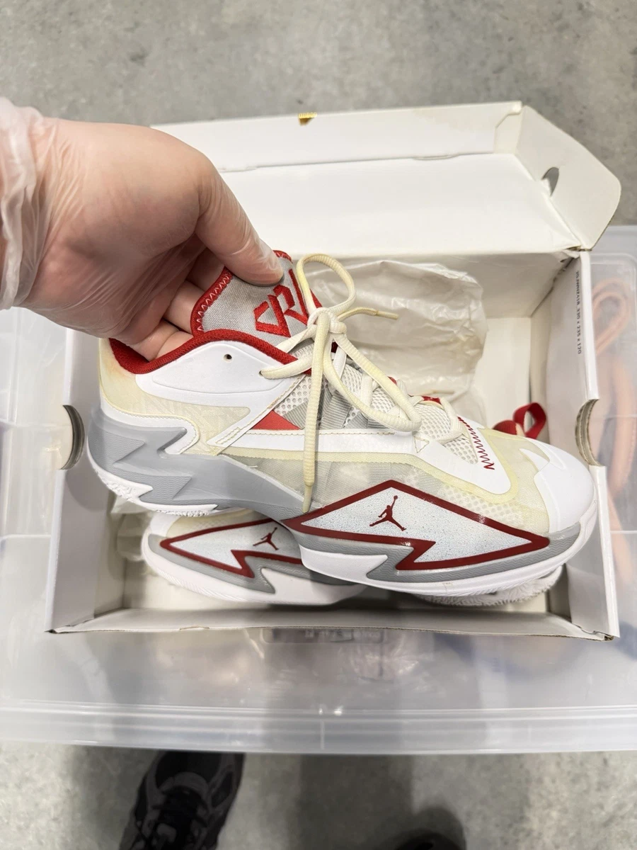 Jordan One Take 3 White Gym Red - огромный выбор по лучшим ценам