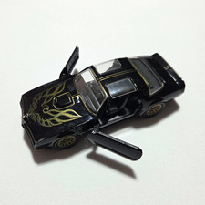 Greenlight 1:32 1977 Pontiac Firebird Trans Am Smokey & Bandit Opening Doors