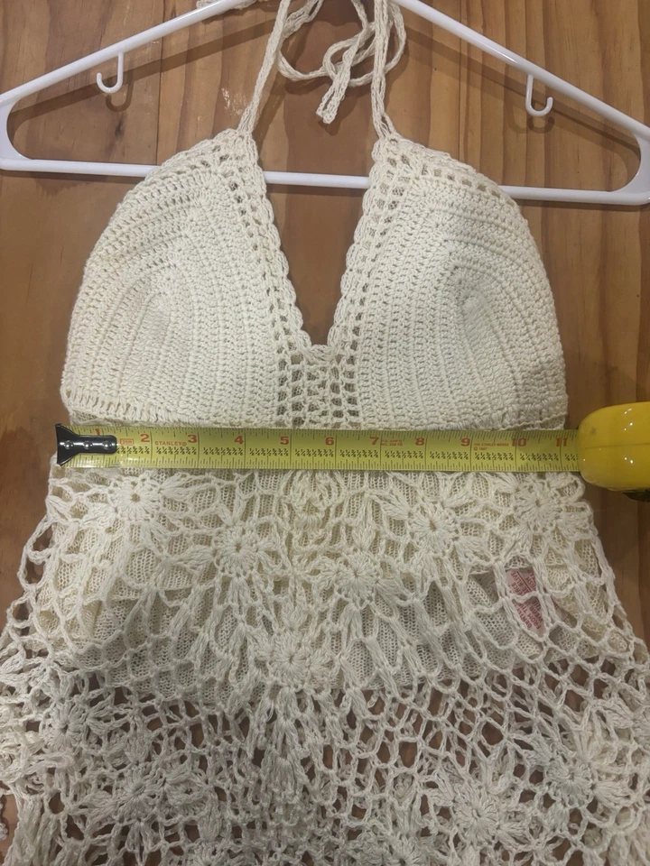 Top halter hecho a mano rosa gitana Foto 3 de 4