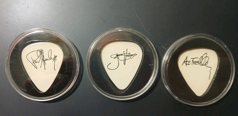 KISS 1979 Dynasty Tour Ace Frehley Paul Stanley Gene Simmons Guitar Picks Set