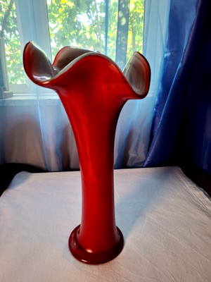 Brillante Vintage Murano Stil 14,8'' oder 375 mm Blumenvase sehr guter Zustand!