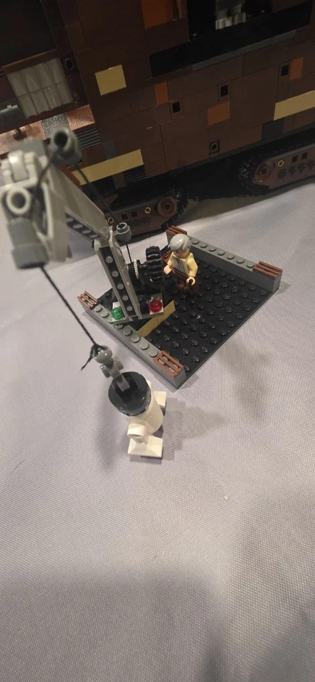 Retired LEGO Star Wars Jawa Sandcrawler (10144) With BOX and Manuals All Figures - Image 3 of 4