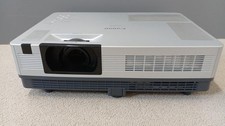 CANON LV-7290  2200 Lumen 3LCD Projector   XGA Resolution   Good Condition
