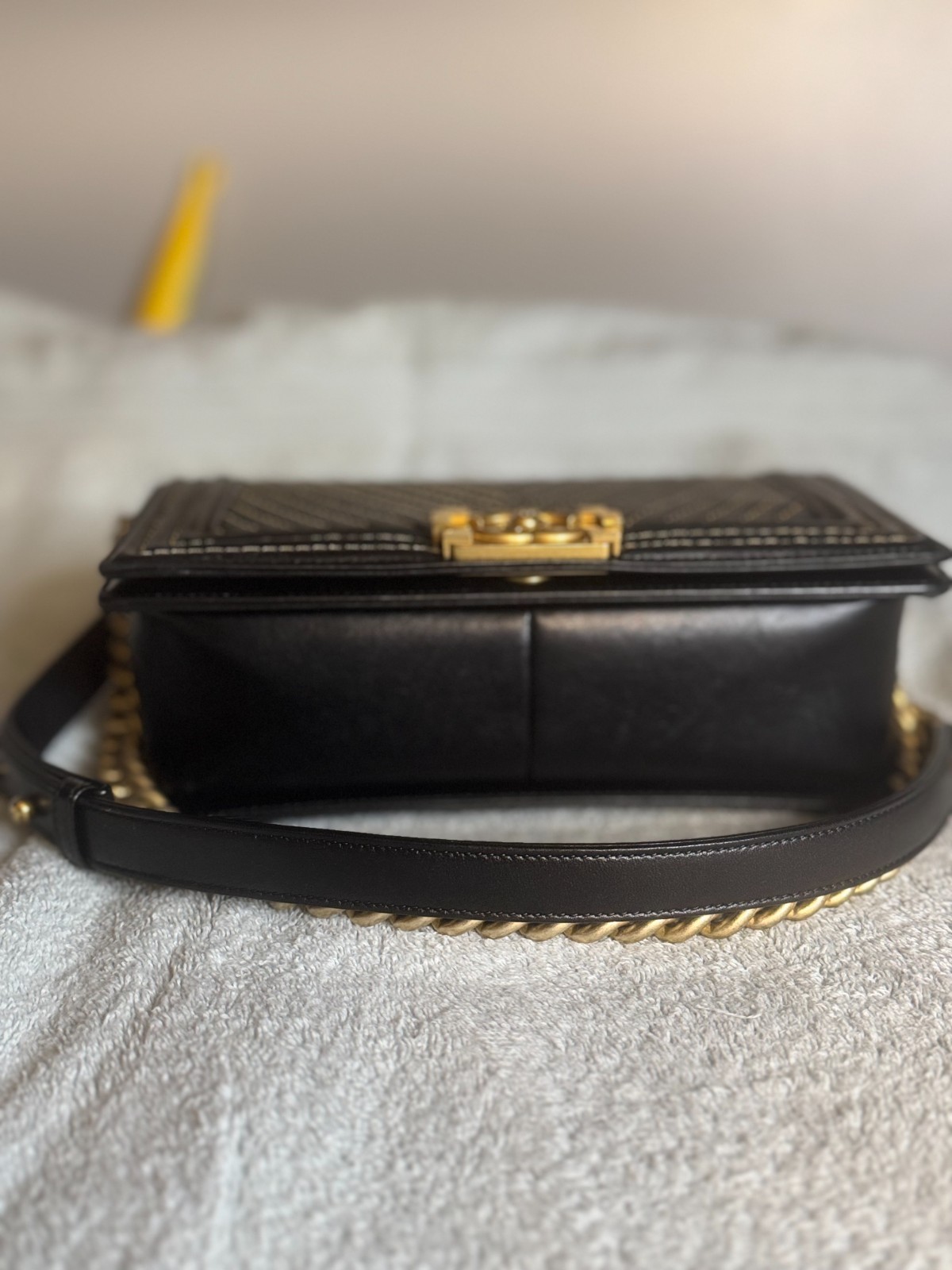 Chanel Handbag authentic medium boy - image 4