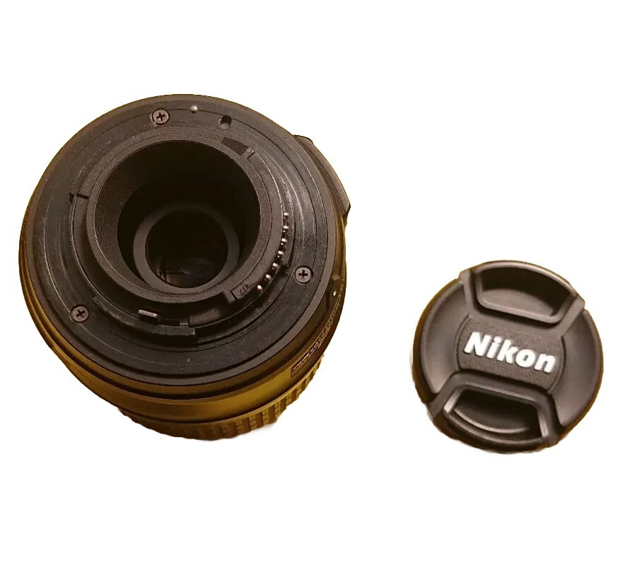 Nikon Af-p DX Nikkor 18-55mm F/3.5-5.6g VR Zoom Lens With the Cap