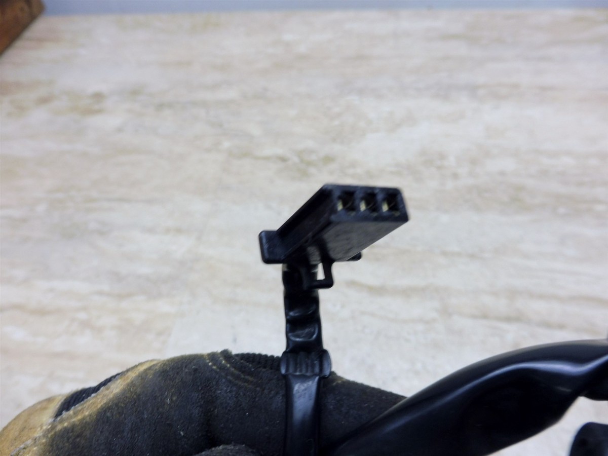 1990 Kawasaki ZX750H Ninja ZX 750 K582. left hand controls