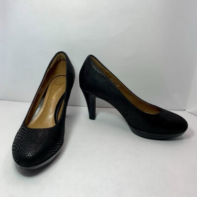 Clarks Brier Dolly black leather snakeskin print comfort heel pumps Size 6.5 US