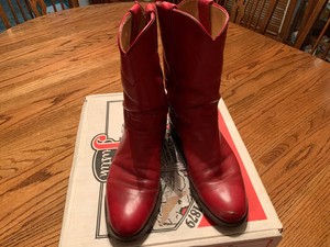 red roper boots
