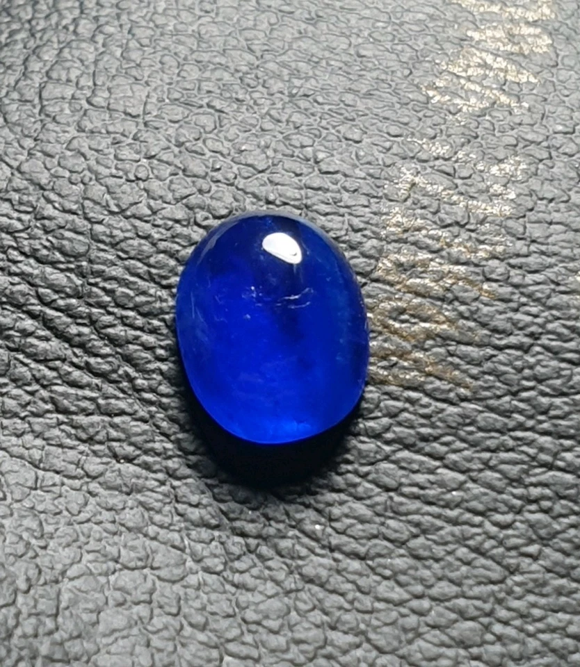 Gema Hauyne azul rara natural de 1,95 crts de Badakshan  Foto 2 de 4