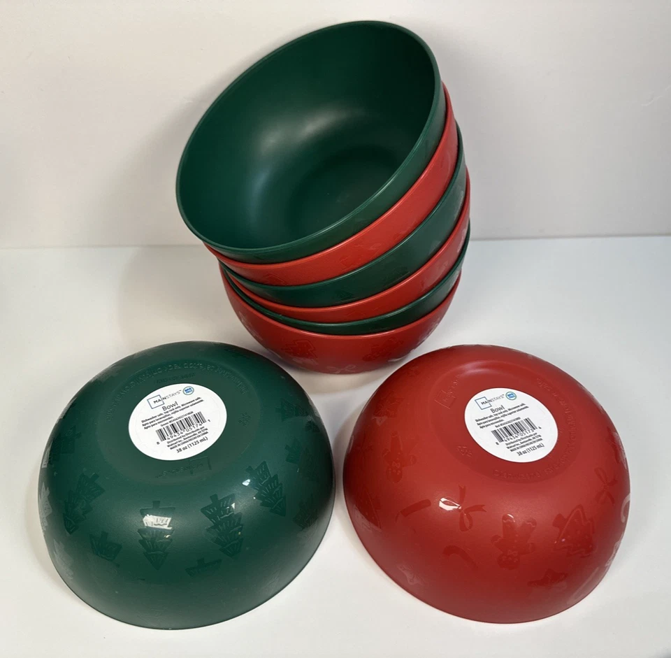 New 8 Mainstays Plastic Bowls Red Green Etched Holiday Design Christmas Snacks - Image 2 of 3