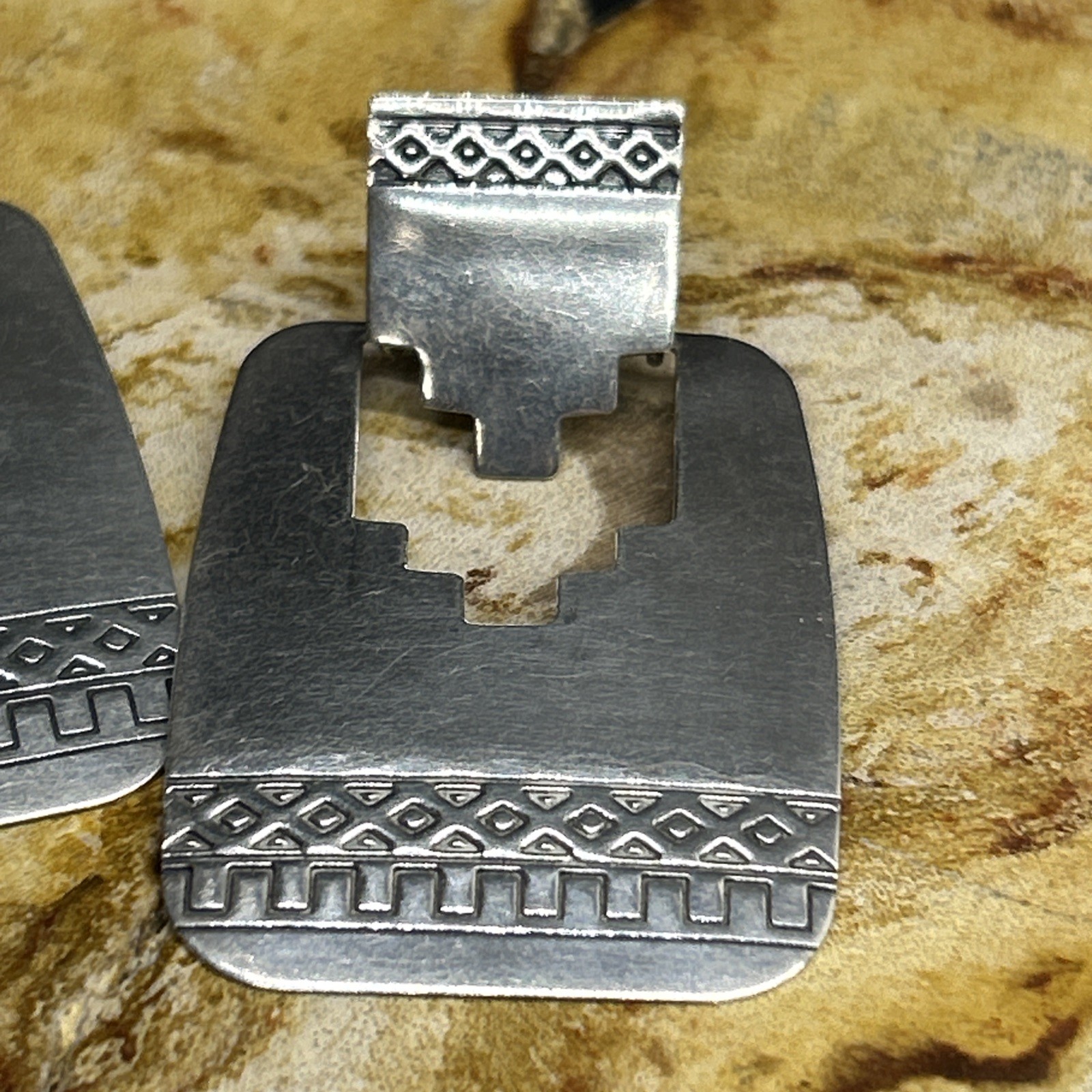 QT Sterling Rectangle Etched Dangle Earrings QUOC… - image 3