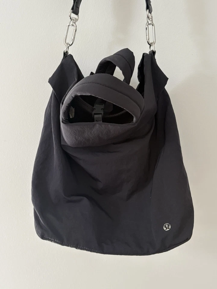 Bolso de Mano Lululemon On My Level - Negro Plata - Asa / Bandolera - Athleisure Foto 3 de 4