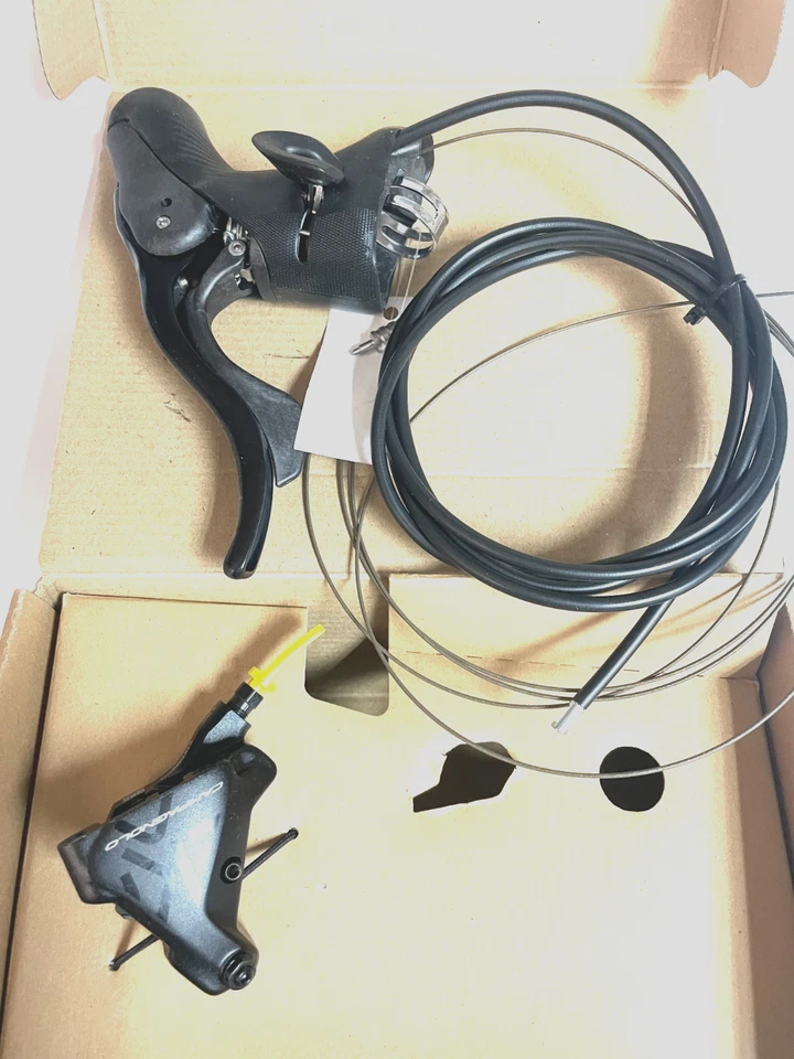 Рычаг гидравлического правого дискового тормоза Campagnolo EKAR 1x13 SPD суппорт и шланг переключателя передач - Изображение 2 из 3