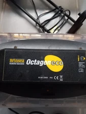 Brinsea Incubator Octagon Eco Holds 24 Chicken Eggs with Auto Turner Excellent!