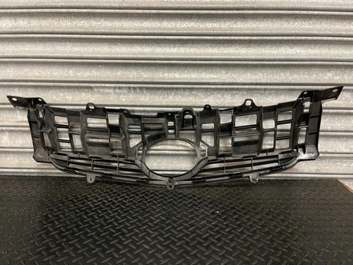 GENUINE TOYOTA PRIUS 2009-11 FRONT BUMPER MAIN GRILL 53111-47020 - Picture 8 of 9