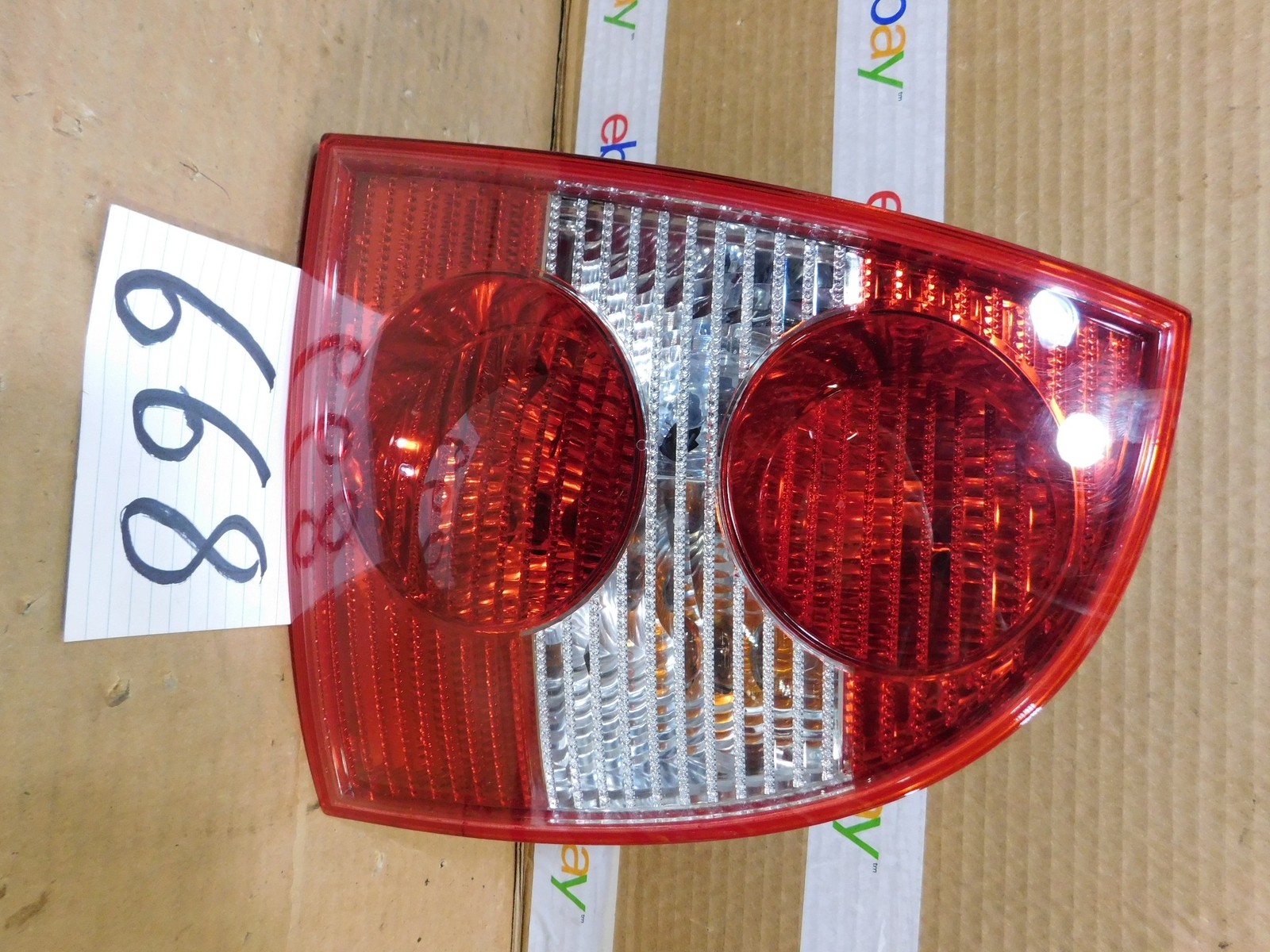 01 02 03 04 05 Volkswagen Passat PASSENGER Side Tail Light Used Rear Lamp #668-T